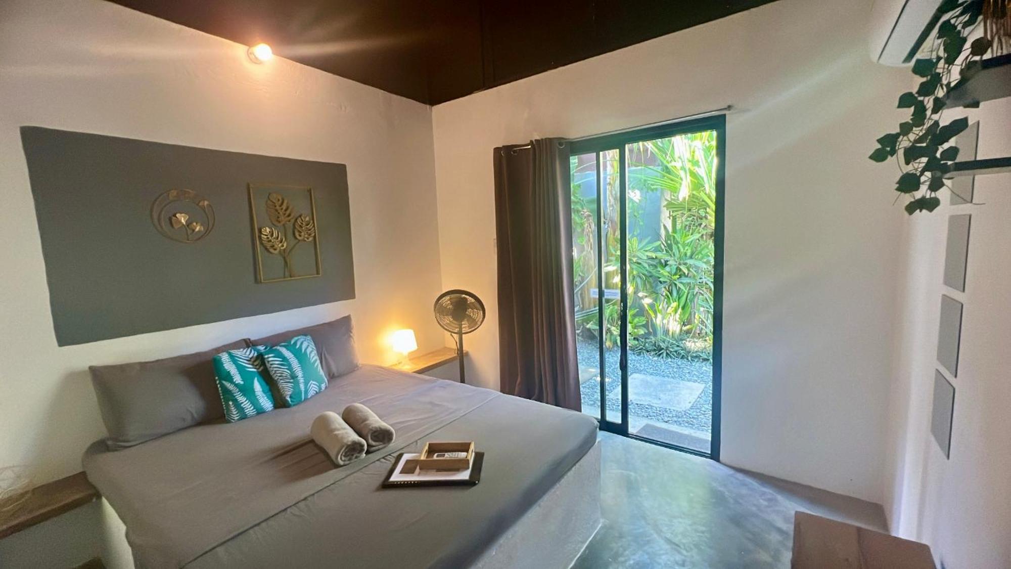 Yay Lodge Siargao, Private Room 1 With Ac & Hot Shower And Fast Starlink Wifi General Luna  Extérieur photo